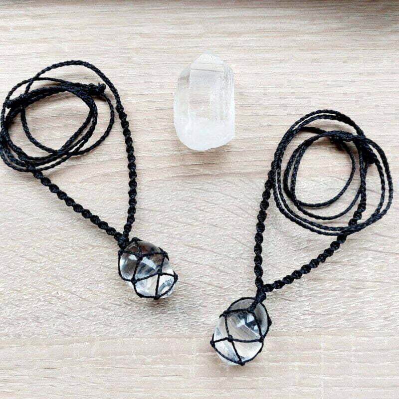 Makrame verižica s kristalom